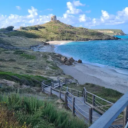 Aurora House Кабрас